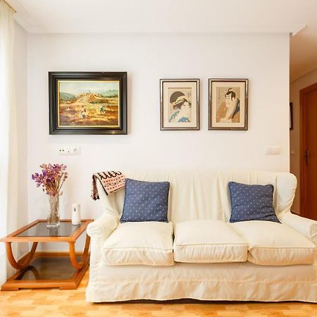 Gatu Villa Elvira Junto Al Hospital Y Playa 2 Dormit Y 2 Banos, Preferente Mayores De 25 Anos Y Familias Cádiz Eksteriør bilde